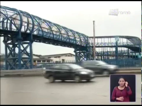 Alcalde inaugura paso peatonal de terminal terrestre de Pascuales