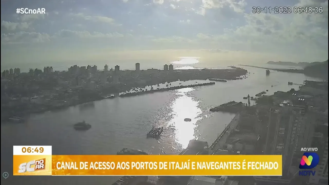 Canal de acesso aos Portos de Itajaí e Navegantes é interrompido por conta de forte correnteza