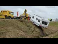 Caravan vanf talud A7 bij Oudeschans