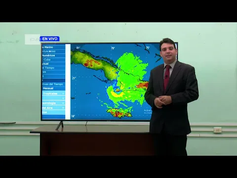 (4:05am) El #HuracánMelissa, con categorìa 3, transita por tierras cubanas.