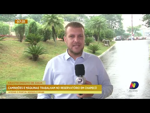 Abastecimento de água: caminhões e máquinas trabalham no reservatório em Chapecó