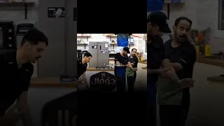 اغماء على عبد العزيز الحارثي عبدالعزيز الحارثي قناة الواقع كاريزما اكسبلور سكربت البزنس  اغماء على عبد العزيز الحارثي عبدالعزيز الحارثي قناة الواقع كاريزما اكسبلور سكربت البزنس