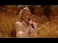 "Swallow My Tears" / "The Sweet Escape" / "Hollaback Girl” (2025 American Music Awards)