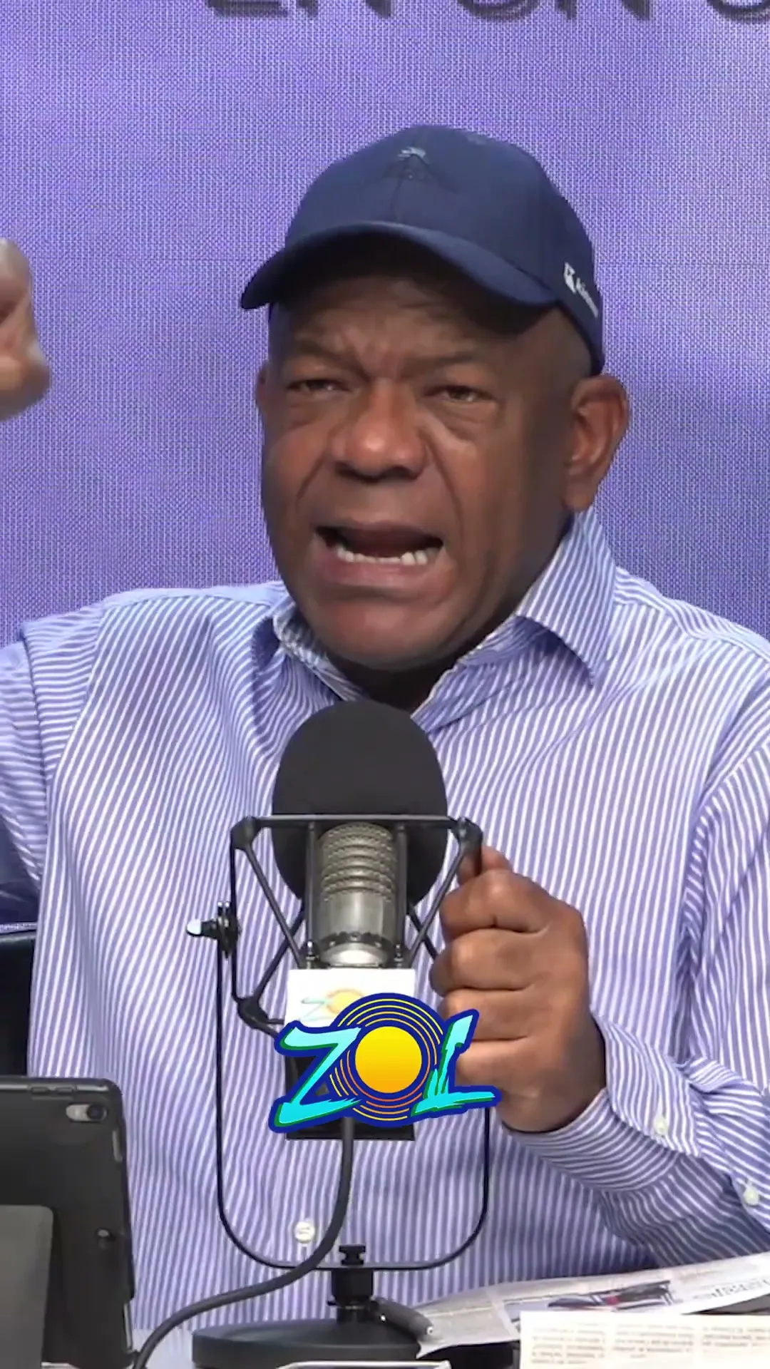 "DEJEN DE TRATARNOS COMO NIÑOS"