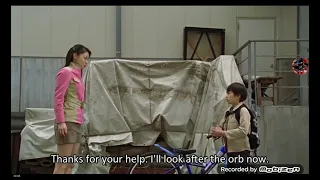 Boukenger Sakura Following A Kid 