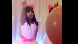 ليان العبدان في كليب العيد فرحتنا 