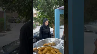 بنت عم تشتري فلافل نانو وام سيف 