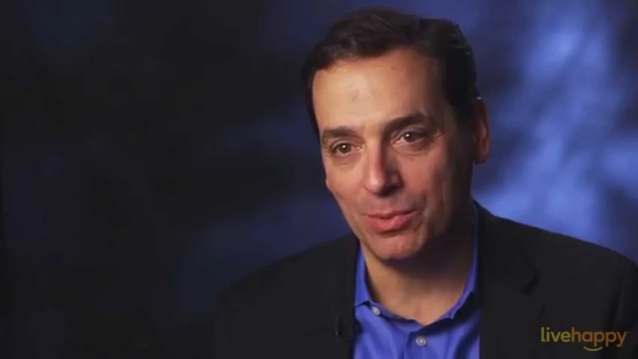Happy Chats with Daniel Pink: video thumbnail