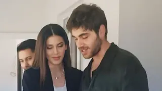 أورهان و هولوفيرا إبكي يا قلبي حزين 