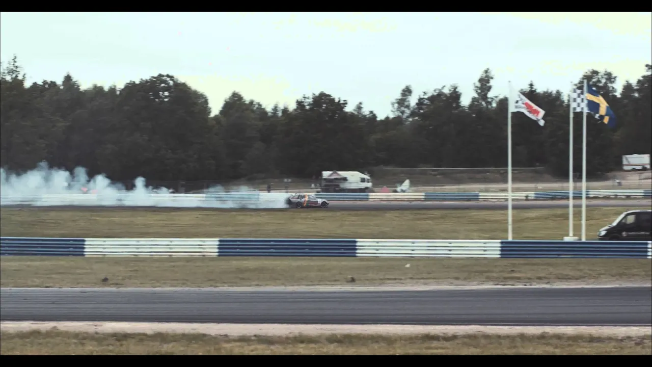 Mercedes Turbo diesel drifting in Kållby, Black Smoke Racing Teemu Peltola