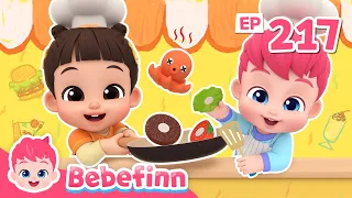 The Restaurant Play Song 🍕🍔 | EP217 | What Would You Like to Order? | Bebefinn Nursery Rhymes