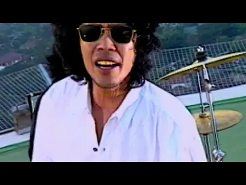 Download MP3 Jamrud - Maaf (Official Music Video)