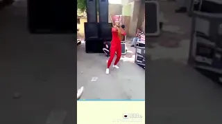 حاله وتس مهرجان حضر الأستاذ دندنها