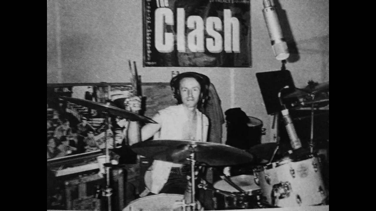 Drum Track! The Clash - Lost in the Supermarket (drums only). Drum Track! The Clash - Lost in the Supermarket (drums only).