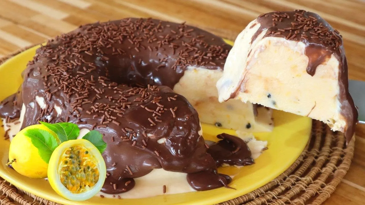 PUDIM DE CHOCOLATE RECHEADO  com CozinhandoComNane :)