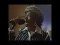 Little Simz - Flowers feat. Michael Kiwanuka (Official Live Video)