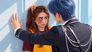 بنت قبيحه بيفكروا انها مش هترتبط ابدا بس بتصدمهم لما شكلها بيتغير وبيقع فحبها شاب مشهور ملخص مسلسل