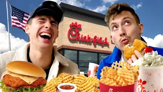 Two Brits try Chick-fil-A for the first time
