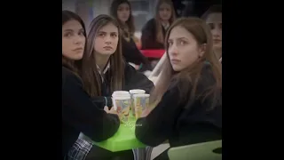 يحلوهنن الازهار الحزينه 