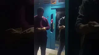 بلا أم عمر بلأم زفت 