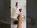 Minnie mouse cake decorating