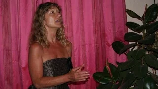 v ronique marine chante ebben ne andro lontano