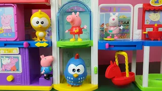 Cabine De Fotos, Pizzaria, Loja De Sapatos e Roupas No Shopping Da Peppa Pig