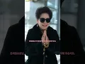 그녀는 6년 동안 홀로 아이를 키우다가, 그날 밤 만났던 남자를 공항에서 다시 만났다! 알고 보니 그는 최고의 조종사였다! 그는 그녀에게 아낌없는 애정을 쏟아부었다!