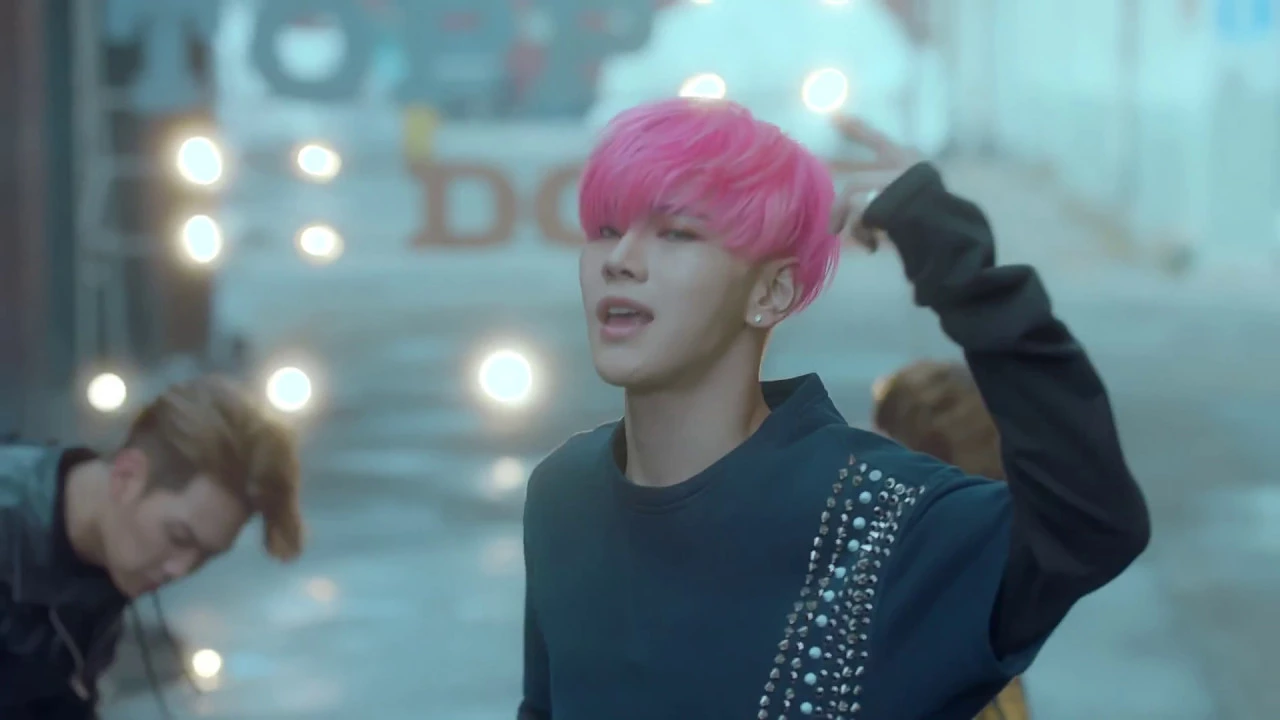 Latest MV / Rainy Day