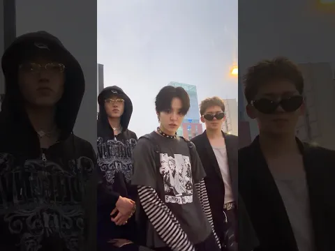 😎🖤