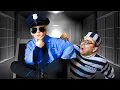 Lagu Police adventure squad: Akim \u0026 Amelia help the Police Officer.