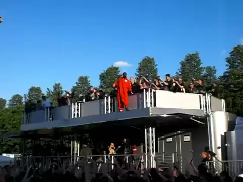 Sonisphere 2011 // Slipknot - Sid Wilson crowdsurfing after he jumps from a truck