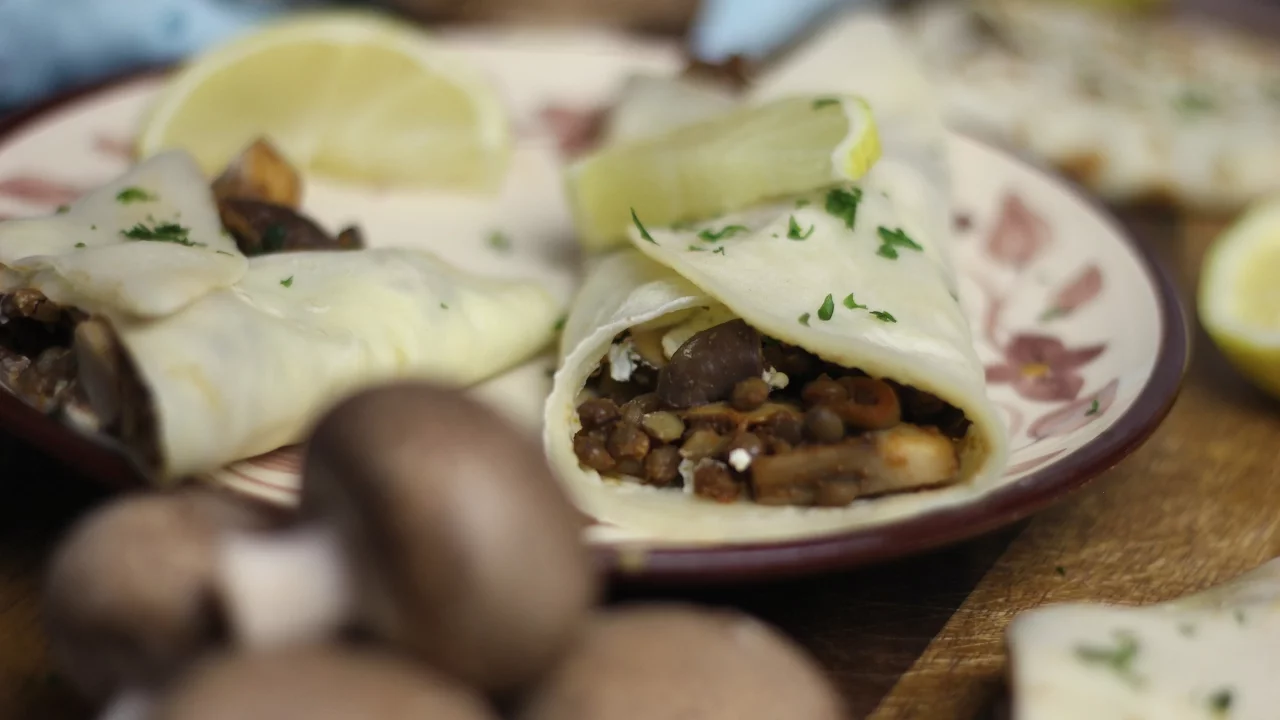 Leckere Jägersoße kochen - Rezept für Champignonsauce zum Schnitzel