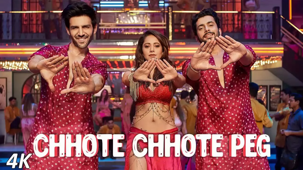 Chhote Chhote Peg (Video) | Yo Yo Honey Singh | Neha Kakkar | Navraj Hans | Sonu Ke Titu Ki Sweety
T
