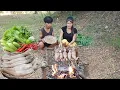 Download Lagu Grilling Spicy Squids and Eating for lunch