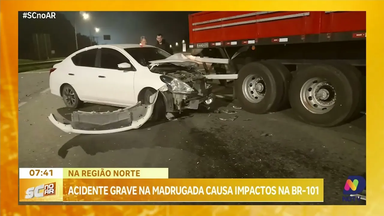 Acidente grave interdita BR-101 em Joinville e causa transtornos no trânsito