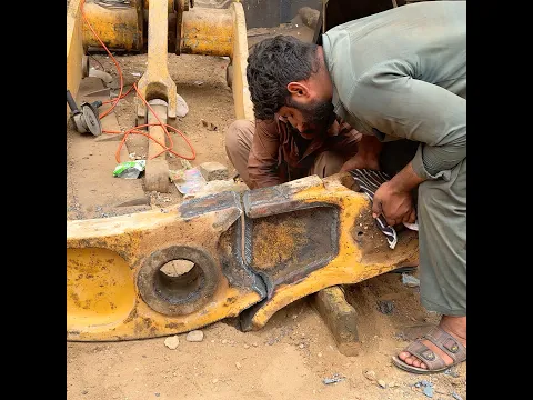 Restoring a Broken CAT 966F Bucket H-Link!