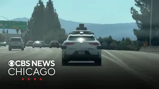 Illinois state lawmaker seeks pilot program for self-driving cars