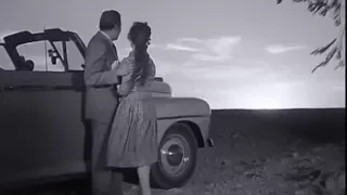 موسيقى فيلم بين الأطلال دندنها