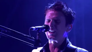 muse sing for absolution glastonbury festival 06 27 2004