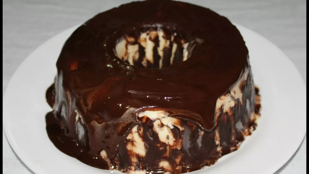 Uma das melhores receitas para encarar dias quentes: PUDIM DE SORVETE! Um delicioso sorvete caseiro,. 