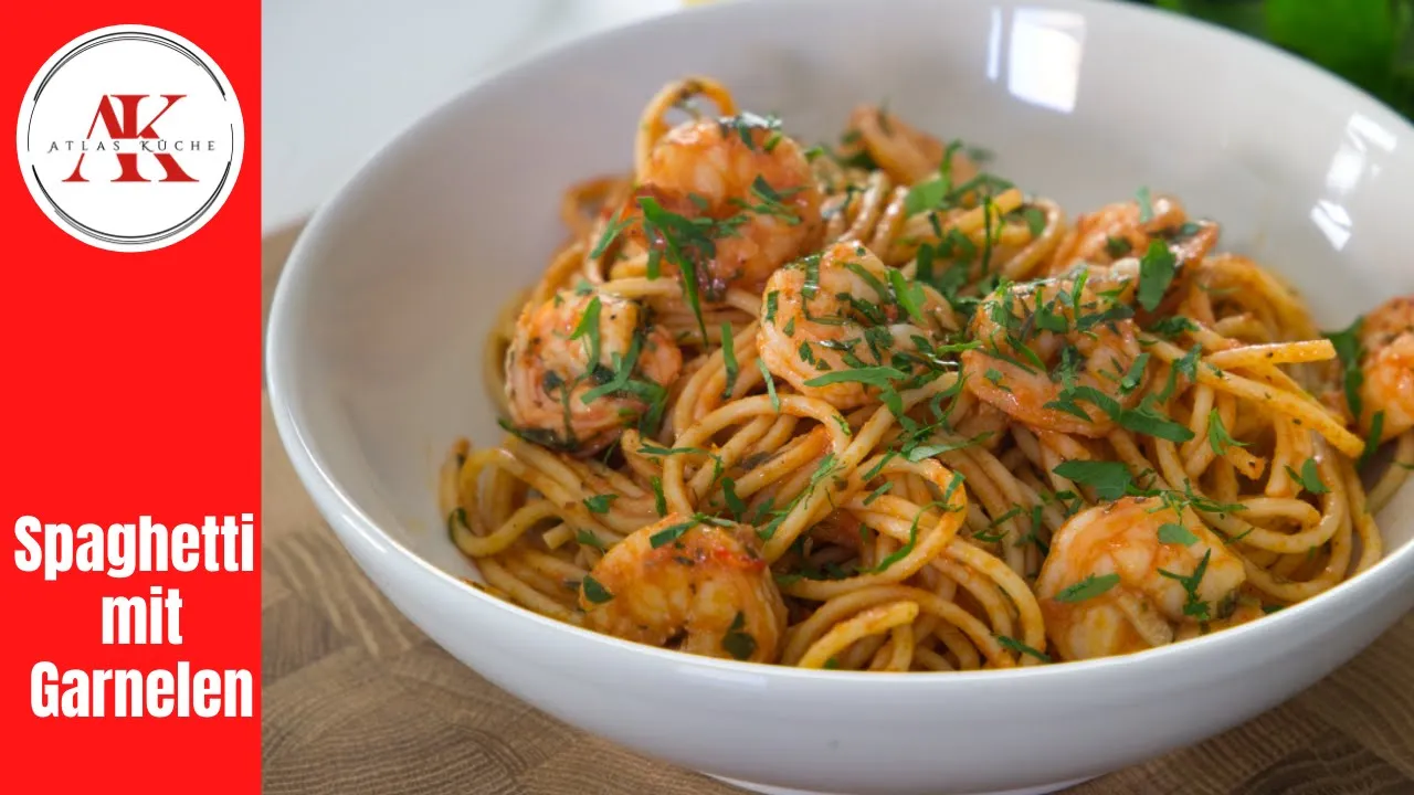 
          
          
          
            
            Spaghetti mit Knoblauch & Garnelen / schnelles Mittagessen / NEUES FORMAT / Atlas Küche
          
        . 