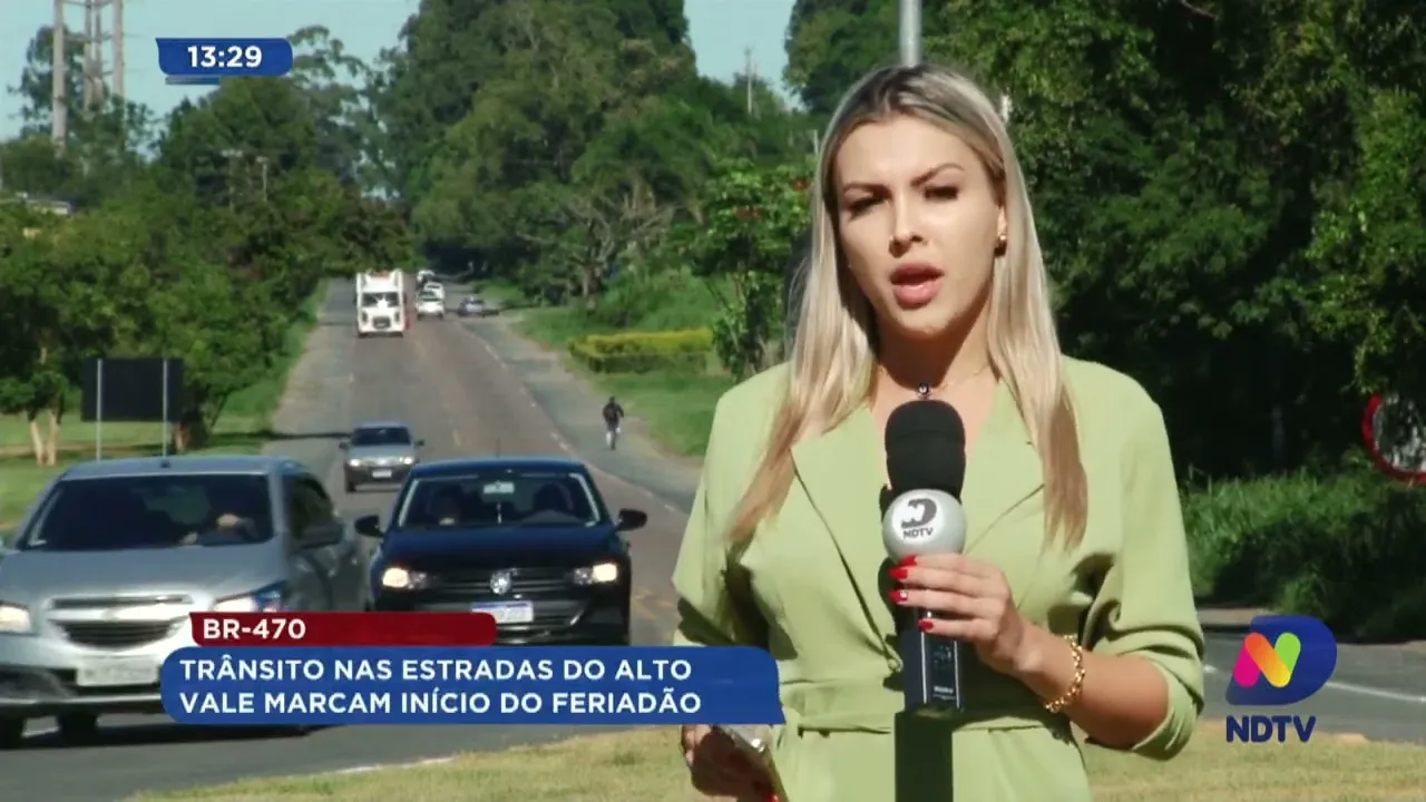 Trânsito nas estradas do Alto Vale marcam início do feriadão