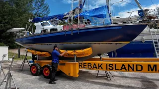 Triteia Gets A Lift on a Hydraulic Trailer & New Antifouling Bottom Paint in Malaysia