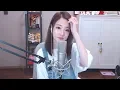 Download Lagu 冯提莫翻唱萧亚轩《最熟悉的陌生人》 [CC字幕]