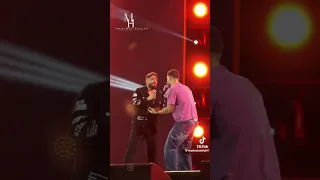 من احسن الاصوات الي طلعت مع تامر حسني Explore اكسبلور Follow التغطيه اهميه متابعه 