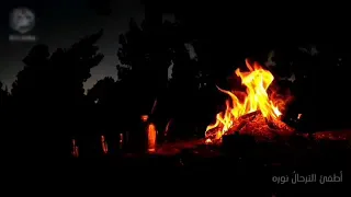 ان  ما ه ي  ان ف اس  تع  د  وعم  ر  يفن  ى و ايام  تنقضي     ه ي  ال دني  ا و رب ال بي   ت  ت ف ن  ى دندنها