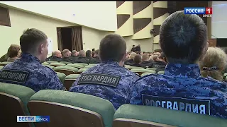 В Омске в свой профессиональный праздник высокие государственные награды получили сотрудники Росгвардии