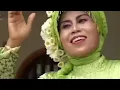 Nasida ria Rahasia cantik menawan Voc Hj Nadhiroh.