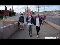 Two guys walk through Moscow holding hands You can imagine how this goes